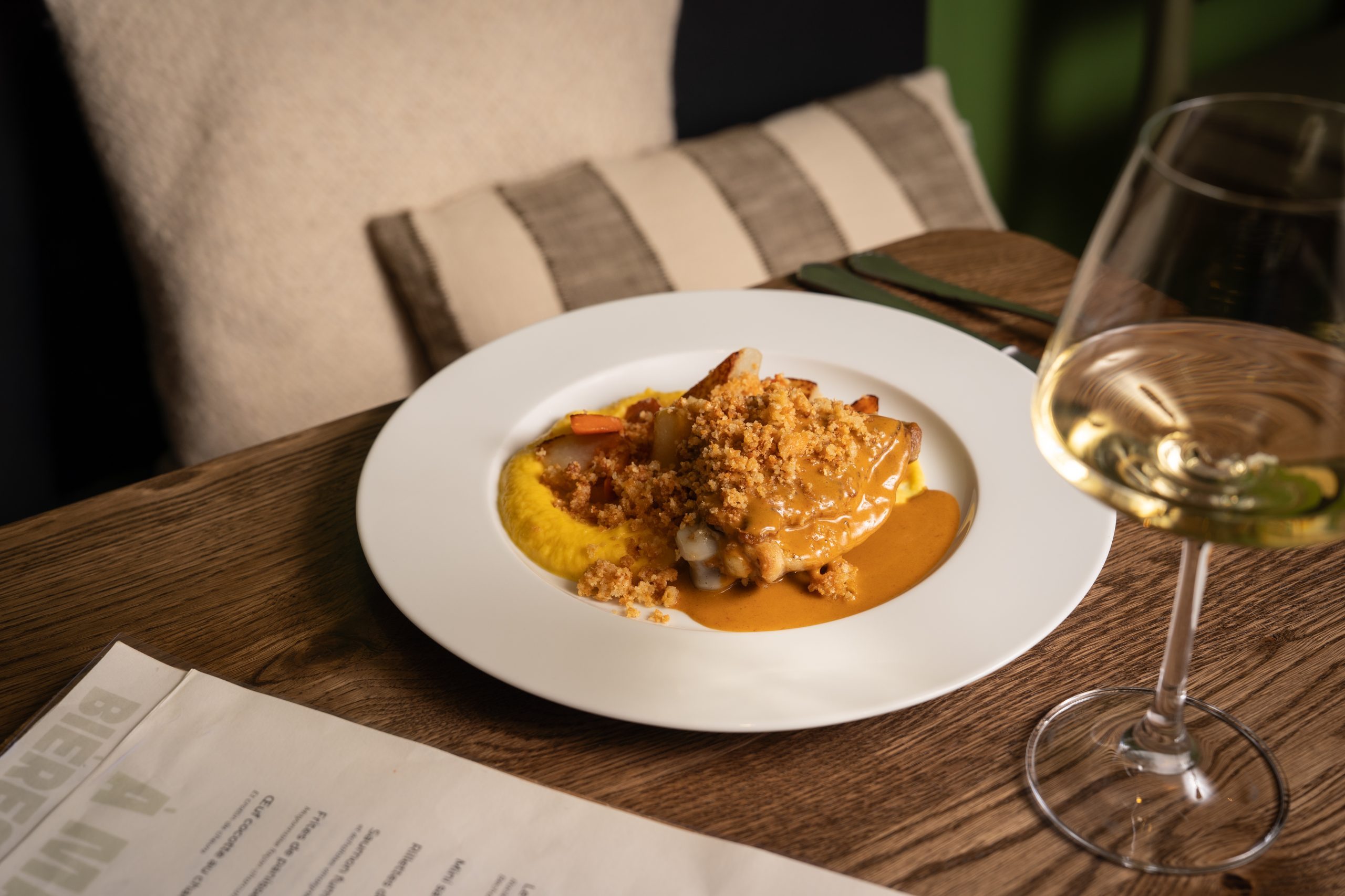 Comptoir et bières pression – Ripaille Bistro